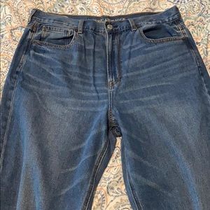 american eagle mom jeans